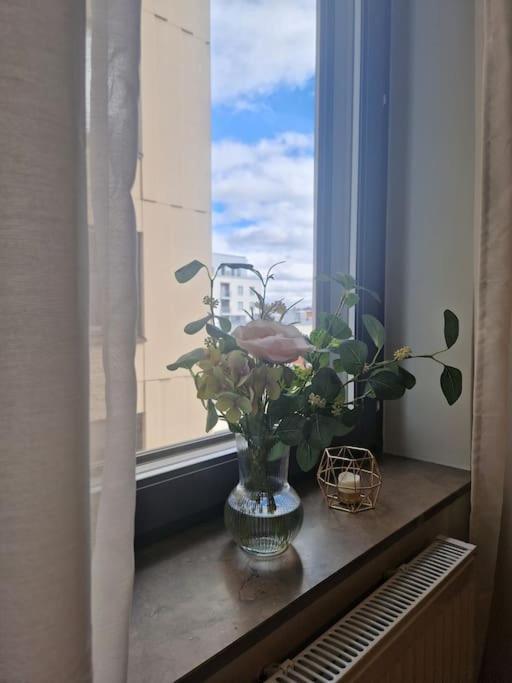Modern Room With Bathroom, No Kitchen And Your Own Entrance Stockholm Exterior foto